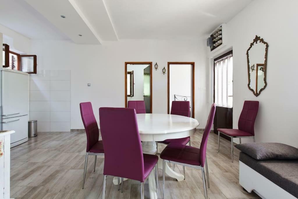 סגט ווראנייצה Villa Reminiscence מראה חיצוני תמונה