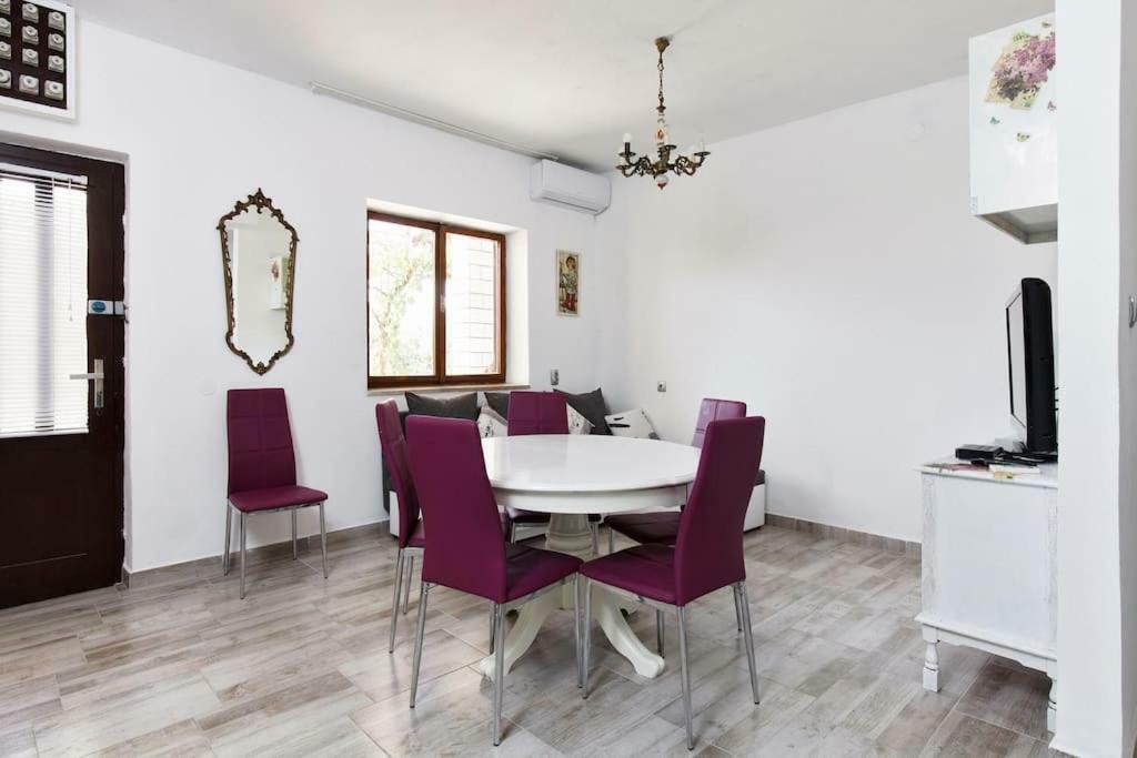 סגט ווראנייצה Villa Reminiscence מראה חיצוני תמונה